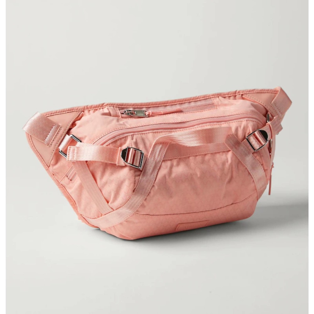 Athleta Excursion Waistbag in Spring Pink - Picture 3 of 9